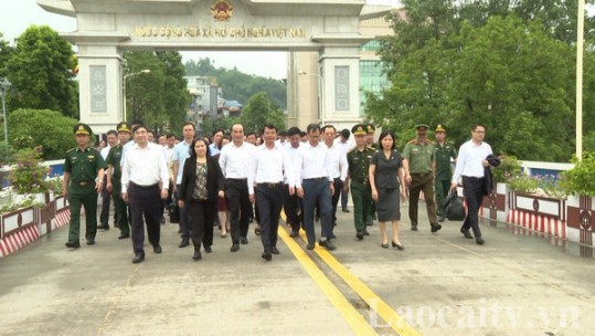 Đoàn công tác 4 tỉnh biên giới Việt Nam lên đường dự Hội nghị thường niên lần thứ 4 với tỉnh Vân Nam (Trung Quốc)