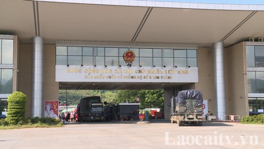 Trên 19.000 tấn vải thiều xuất khẩu qua cửa khẩu Lào Cai