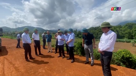 Phó Chủ tịch UBND tỉnh Nguyễn Trọng Hài kiểm tra tiến độ các dự án giao thông tại huyện Văn Bàn và Bảo Yên