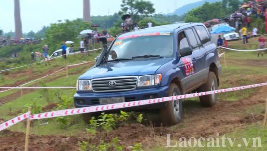 Họp báo Giải đua xe ô tô địa hình huyện Bát Xát lần thứ II năm 2024