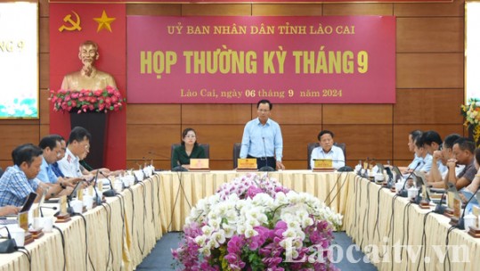 UBND tỉnh Lào Cai họp phiên thường kỳ tháng 9