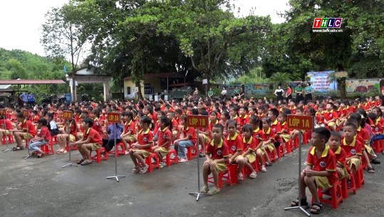 Lào Cai đón học sinh đi học trở lại sau bão số 3