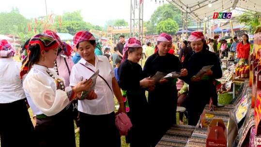 Văn Bàn quảng bá du lịch qua hoạt động lễ hội