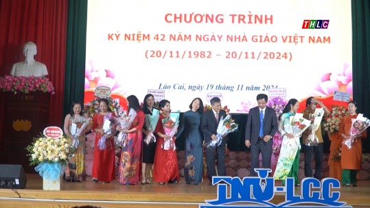 Phân hiệu Đại học Thái Nguyên tại Lào Cai kỷ niệm ngày 20/11