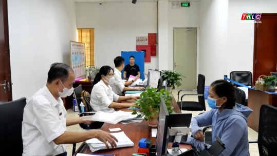 Nêu cao tinh thần phục vụ