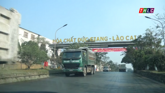 Những công nhân làm việc xuyên Tết