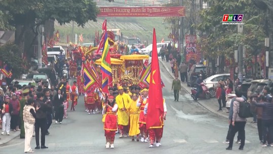 Trang nghiêm Hội xuân Đền Thượng