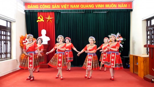 Si Ma Cai phát triển phong trào văn nghệ ở người cao tuổi