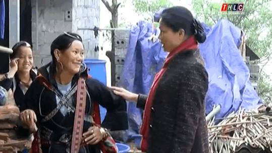 Đ/c Hà Thị Nga, Phó Bí thư TT Tỉnh ủy kiểm tra tình hình thực hiện nhiệm vụ các xã, huyện Sa Pa