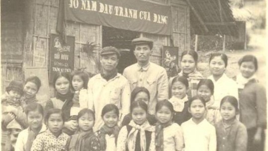 Những nhà giáo xung phong tình nguyện