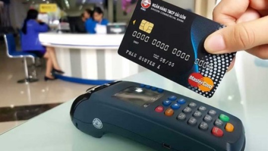 Toàn tỉnh có gần 48.000 khách hàng thanh toán tiền điện không dùng tiền mặt