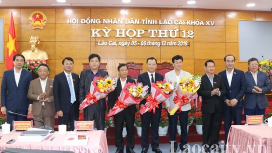 Đồng chí Hoàng Quốc Khánh được bầu giữ chức Phó Chủ tịch UBND tỉnh Lào Cai