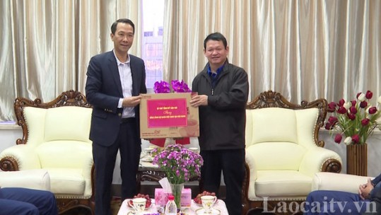 Đoàn công tác tỉnh Lào Cai thăm Tổng Lãnh sự quán Việt Nam tại Côn Minh