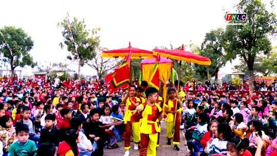 Sôi nổi Ngày hội 