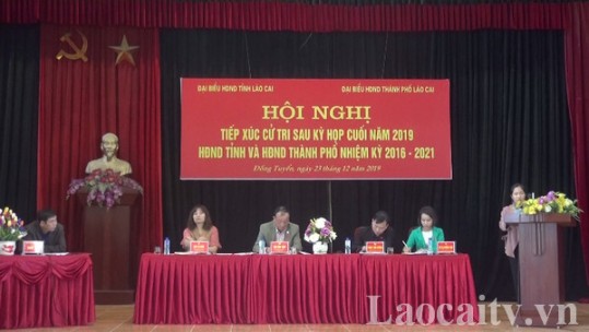 Tiếp xúc cử tri thành phố Lào Cai sau Kỳ họp cuối năm 2019