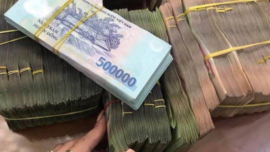 Lãi suất liên ngân hàng tiếp tục giảm mạnh