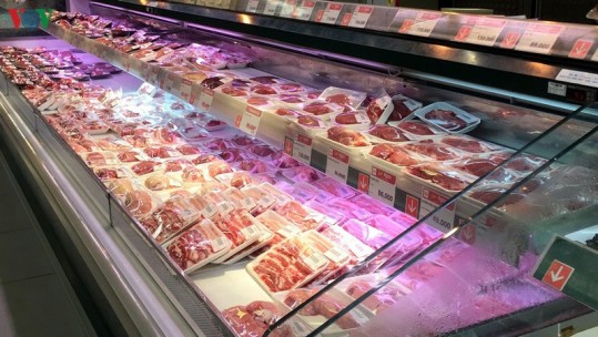 Bình ổn giá thịt lợn dịp Tết: Sao không làm sớm hơn?
