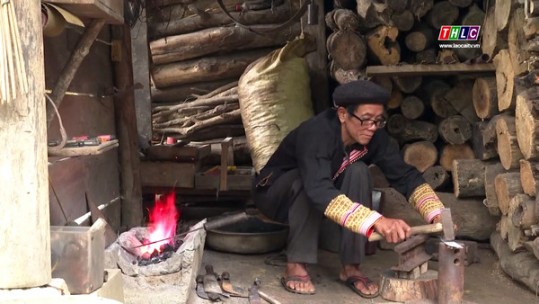 Chuẩn bị nông cụ cho một năm sản xuất bội thu