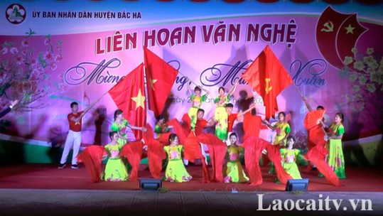 Các địa phương hân hoan chào đón năm mới