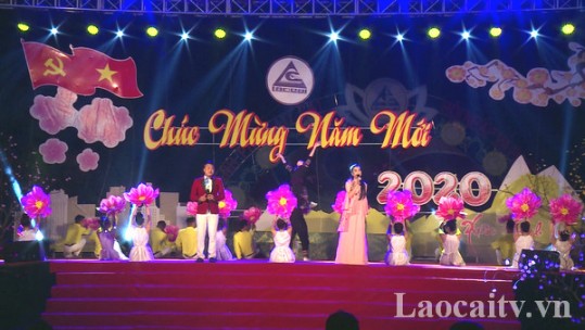 Tưng bừng Dạ hội Chào xuân Canh Tý 2020