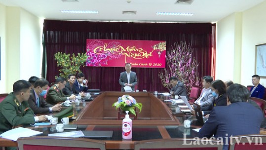 Họp bàn phương án phòng, chống dịch viêm phổi cấp