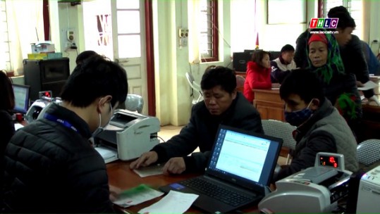 Đồng hành cùng người dân giảm nghèo