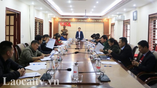 Sa Pa họp bàn giải pháp thực hiện Năm trật tự văn minh đô thị 2020