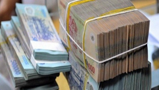 Nhiều ngân hàng tiếp tục giảm lãi suất, hỗ trợ doanh nghiệp