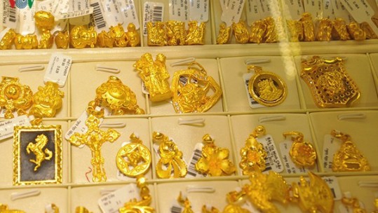 Giá vàng trong nước quay đầu tăng mạnh