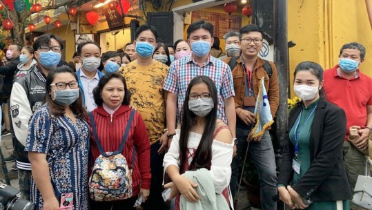 Việt Nam yêu cầu thực hiện nghiêm việc đeo khẩu trang nơi công cộng