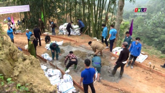 Góp sức trẻ xây dựng quê hương