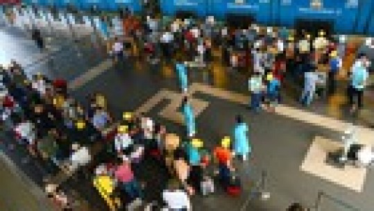 Gần 2.600 khách quốc tế về sân bay Nội Bài trong ngày hôm nay
