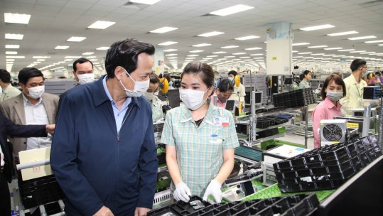 Đề xuất mở rộng đối tượng tạm dừng đóng bảo hiểm xã hội