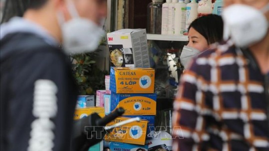 Xử lý nghiêm cơ sở bán lẻ thuốc đầu cơ, găm hàng, nâng giá bán khẩu trang y tế
