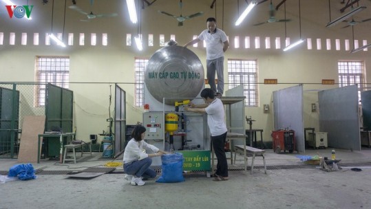 Cây ATM gạo “lưu động” giúp bà con vùng khó khăn ở Lào Cai