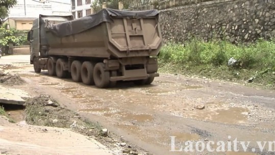 Thành lập tổ liên ngành xử lý xe quá tải tại Tỉnh lộ 151