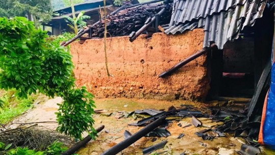 Mưa đá, dông lốc gây hại tại Mường Khương, Lào Cai