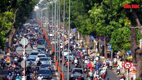 Đường dây nóng đảm bảo trật tự an toàn giao thông dịp nghỉ Lễ 30/4 - 1/5