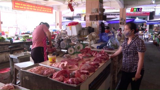 Tăng cường quản lý mặt hàng thịt lợn tại các chợ dân sinh