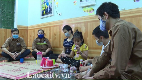 Cán bộ công đoàn hết lòng vì người lao động