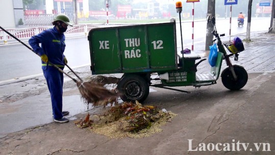 Những công nhân tận tụy với công việc