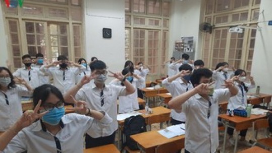 Phó Thủ tướng Vũ Đức Đam: “Không bắt buộc cực đoan việc cấm bật điều hòa“