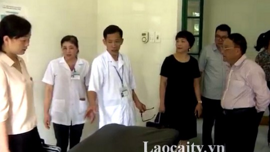 Đoàn giám sát HĐND tỉnh Lào Cai tiến hành giám sát mua sắm trang thiết bị, vật tư y tế
