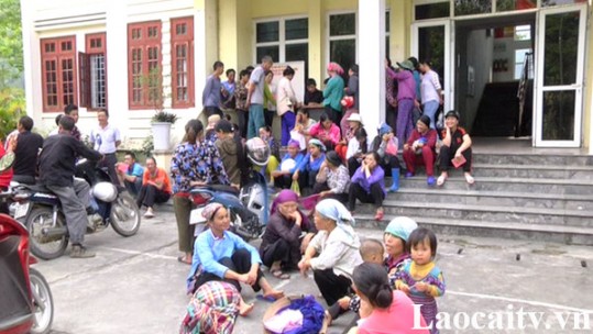 Mường Khương tích cực triển khai gói hỗ trợ người dân gặp khó khăn do dịch Covid-19