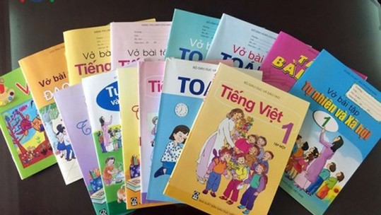Bộ GD-ĐT tự làm SGK là không cần thiết, nên thu hồi ngân sách