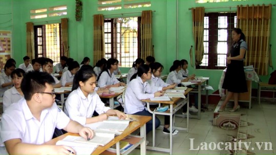 Học sinh lớp 12 ôn thi tốt nghiệp trong giai đoạn nước rút