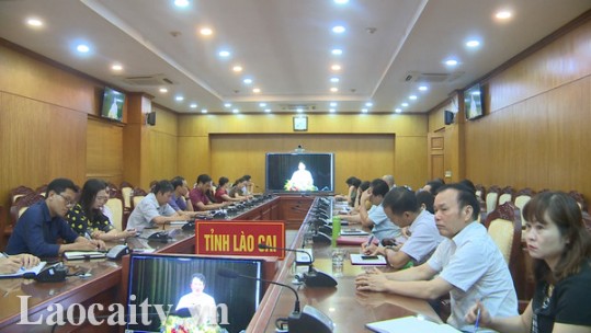 Hội nghị báo cáo viên trung ương tháng 7/2020
