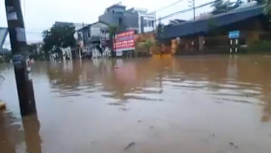 Lào Cai tiếp tục mưa dông, vùng núi cần đề phòng lũ quét, sạt lở đất đá