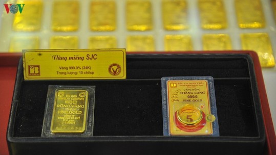 Giá vàng giữ vững mốc trên 59 triệu đồng/lượng