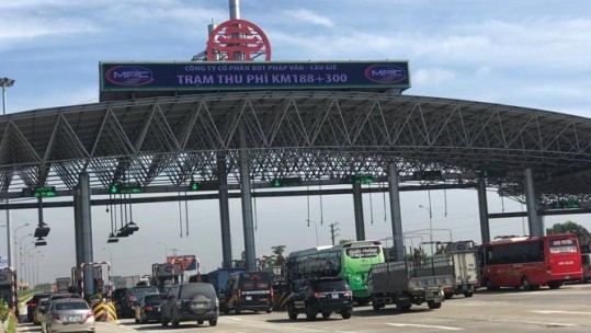 Giảm 10-30% phí sử dụng đường bộ cho ô tô kinh doanh vận tải